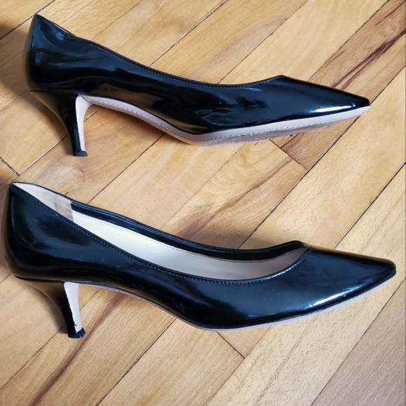 Prada Black Patent Leather Pumps, EU 40 - Picture 2 of 11
